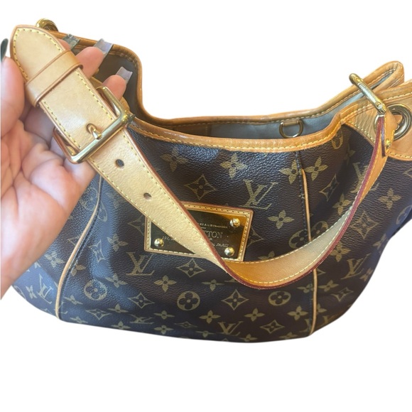 Louis Vuitton Monogram Galliera PM - Picture 2 of 11